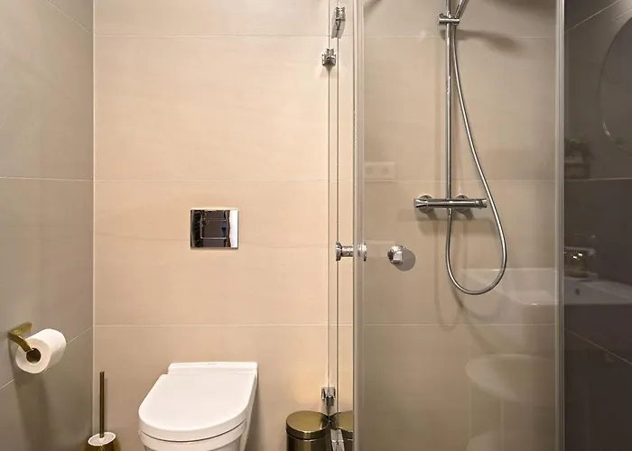 Skau Sky Park White By Zaha Hadid 3 Tower 27 Floor Panoramic View Free Parking